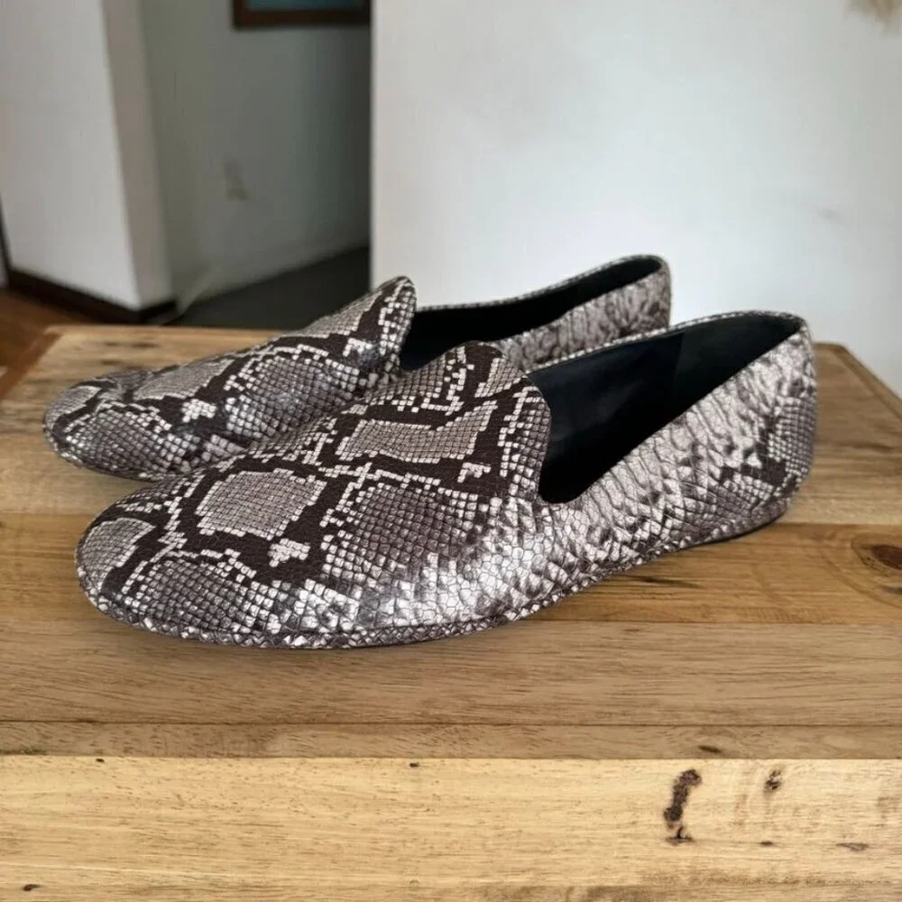 Vince Paz Venetian Grey Cream Genuine Snake Skin Leather Flat Loafers Size 8.5